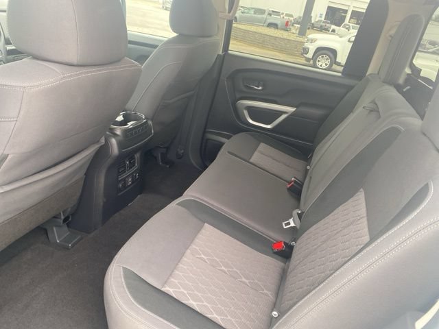 Used 2024 Nissan Titan SV w/ SV Convenience Package AWD/4WD image 11