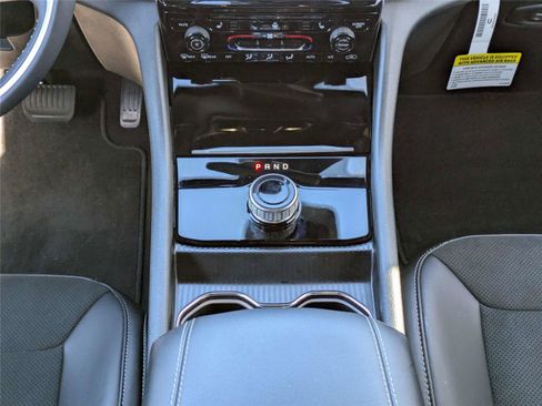 Certified 2025 Jeep Grand Cherokee L Altitude image 22