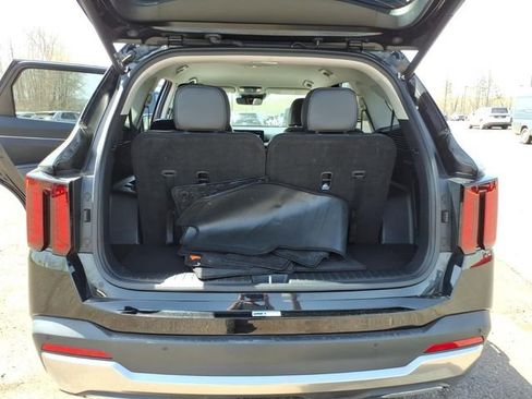 Used 2024 Kia Sorento EX AWD/4WD image 14