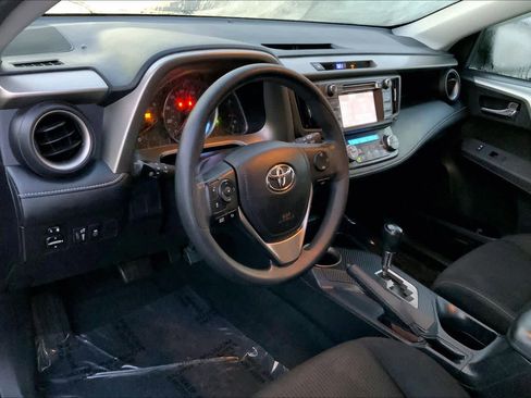 Used 2015 Toyota RAV4 XLE image 17