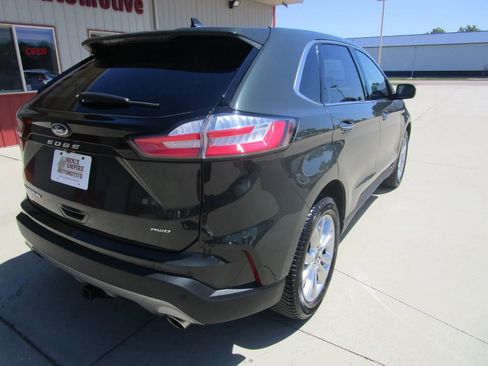 Used 2023 Ford Edge Titanium w/ Cargo Accessory Package AWD/4WD image 9