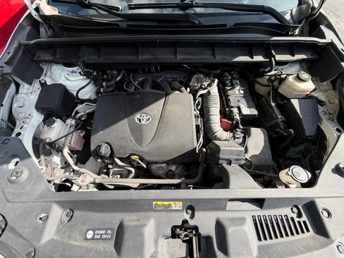 Used 2020 Toyota Highlander Platinum FWD image 26