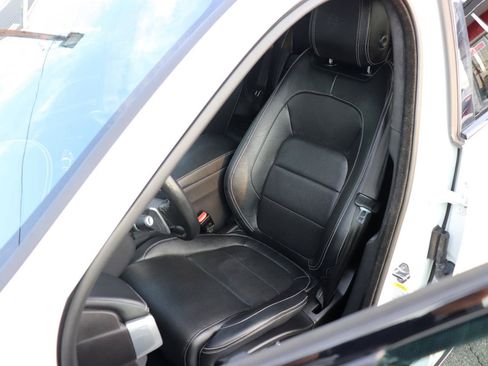 Used 2020 Jaguar F-PACE S AWD/4WD image 11