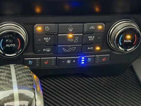 Used 2020 Ford F150 Raptor w/ Equipment Group 802A Luxury AWD/4WD image 24