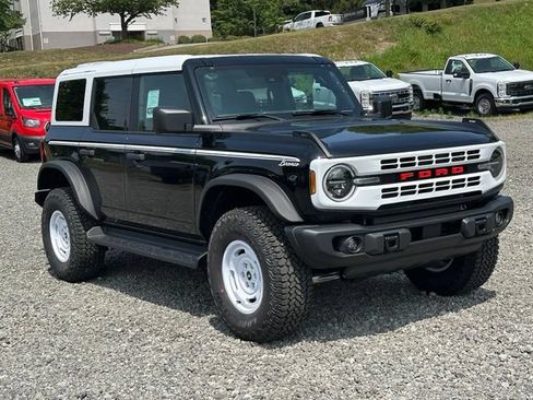 New 2026 Ford Bronco Heritage Edition AWD/4WD image 32
