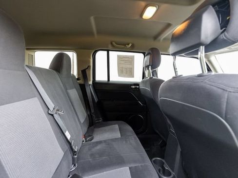 Used 2014 Jeep Patriot Sport AWD/4WD image 16
