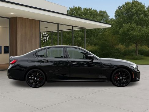 New 2026 BMW 330i Sedan w/ M Sport Package image 5