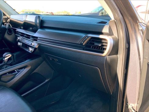 Used 2023 Kia Telluride LX image 36