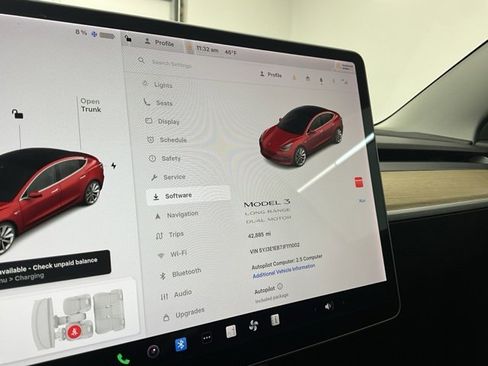 Used 2018 Tesla Model 3 image 10