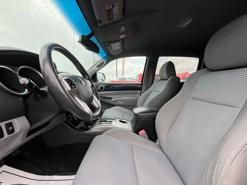 Used 2013 Toyota Tacoma 4x4 Double Cab w/ TRD Sport Pkg image 17