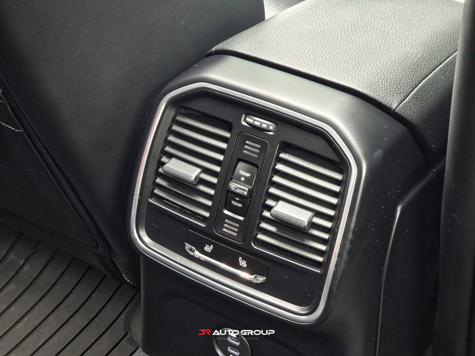 Used 2020 Porsche Macan S AWD/4WD image 58