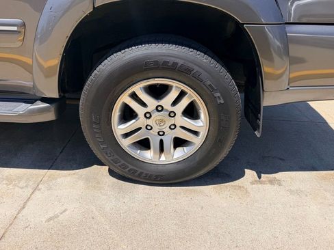 Used 2006 Toyota Sequoia Limited AWD/4WD image 8