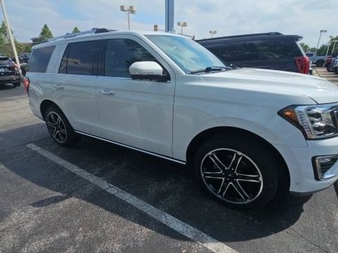 Used 2020 Ford Expedition Limited w/ Special Edition Package AWD/4WD image 2