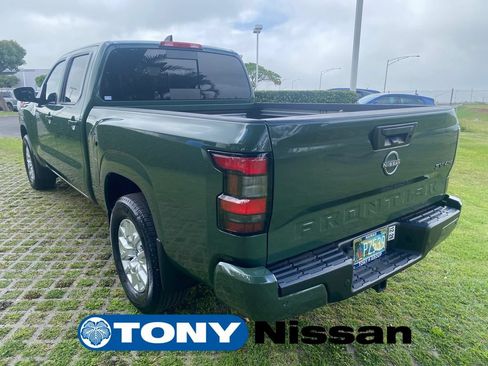 Used 2023 Nissan Frontier SV w/ Technology Package AWD/4WD image 5