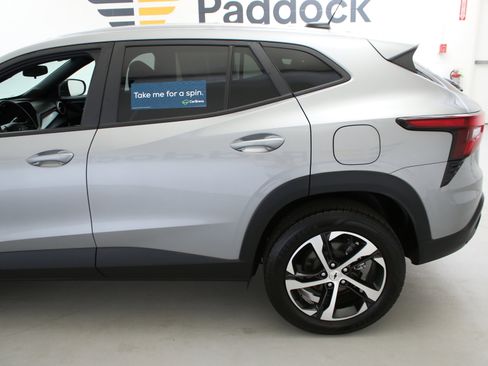 Certified 2024 Chevrolet Trax RS w/ Driver Confidence Package FWD image 6