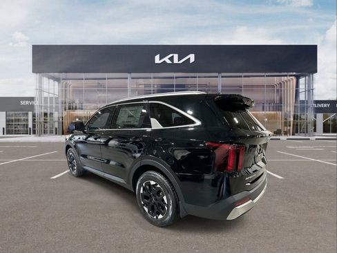 New 2026 Kia Sorento S image 6