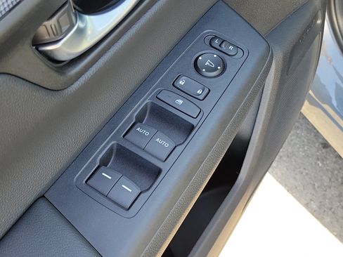 Used 2024 Honda CR-V EX image 14