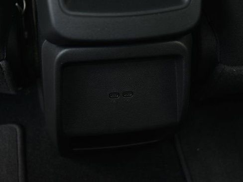 Used 2025 Chevrolet Equinox EV LT image 17