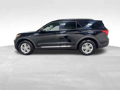 Used 2020 Ford Explorer XLT w/ Equipment Group 202A AWD/4WD image 10