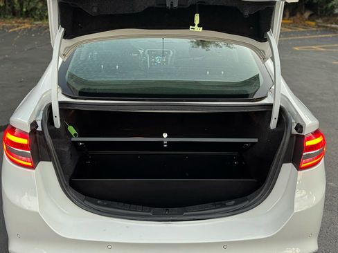 Used 2018 Ford Fusion SE w/ Equipment Group 602A FWD image 30