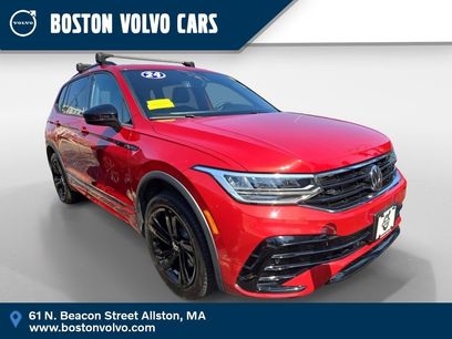 Used 2024 Volkswagen Tiguan SE R-Line
