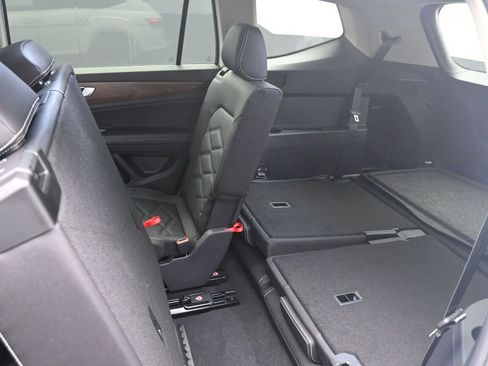 New 2026 Volkswagen Atlas SE FWD image 21