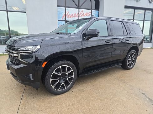Used 2021 Chevrolet Tahoe RST w/ Luxury Package AWD/4WD image 3