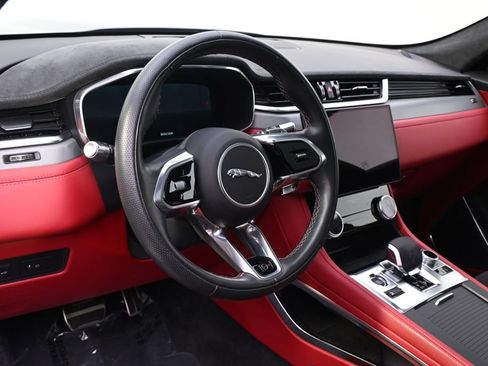 Used 2022 Jaguar F-PACE SVR AWD/4WD image 11