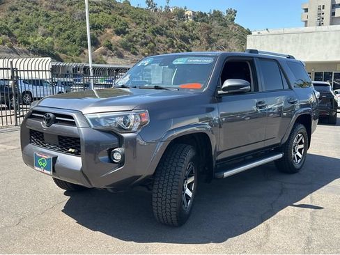 Used 2022 Toyota 4Runner SR5 Premium w/ Moonroof Package RWD image 10
