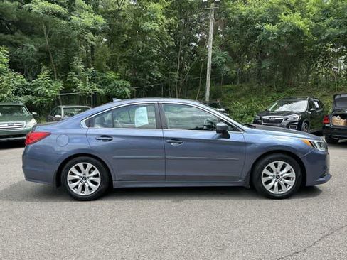 Used 2016 Subaru Legacy 2.5i Premium AWD/4WD image 3
