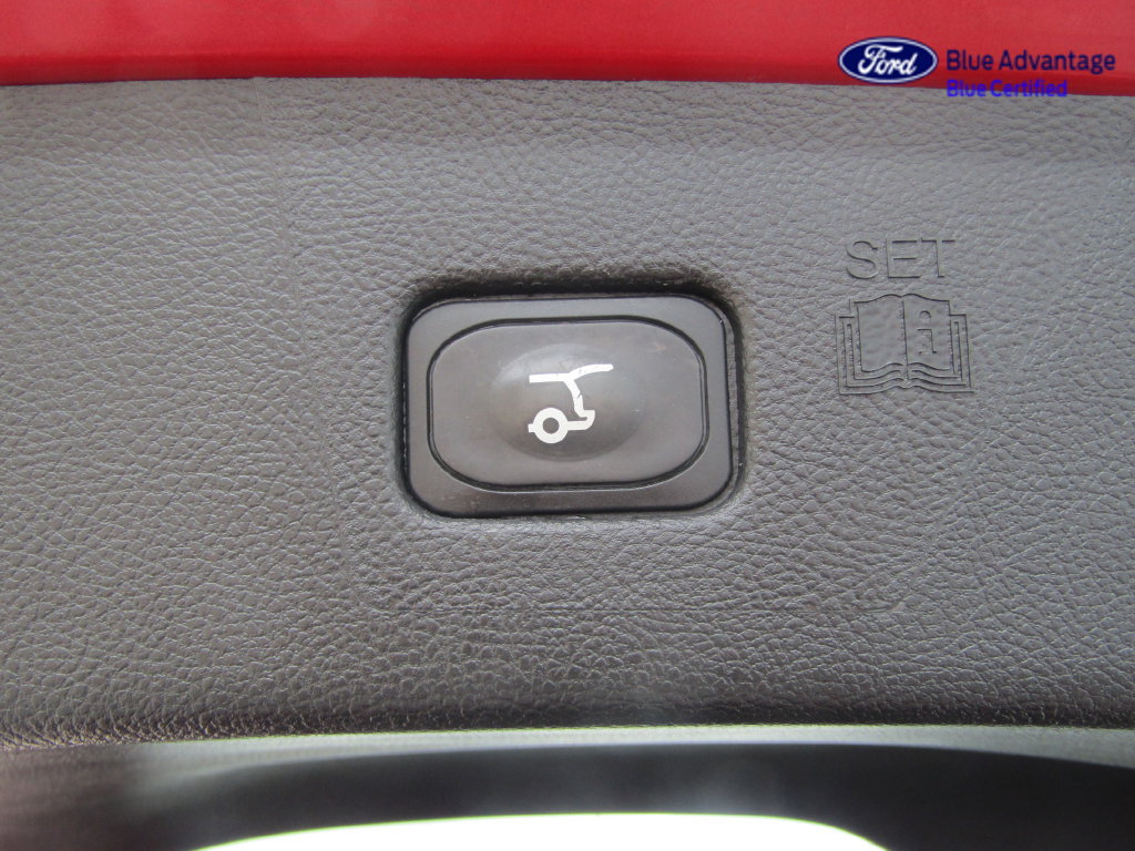 Certified 2024 Ford Edge SEL w/ Convenience Package AWD/4WD image 39