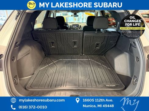 Used 2023 Chevrolet Equinox LT image 30