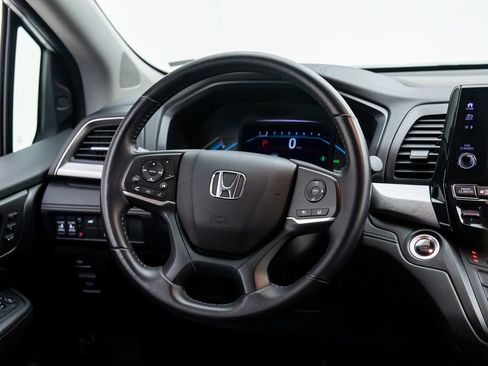 Certified 2024 Honda Odyssey EX-L image 10
