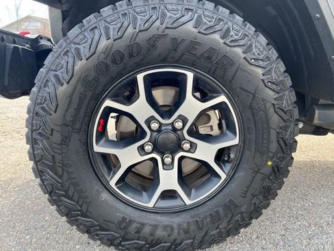 Used 2021 Jeep Wrangler Unlimited Rubicon image 38