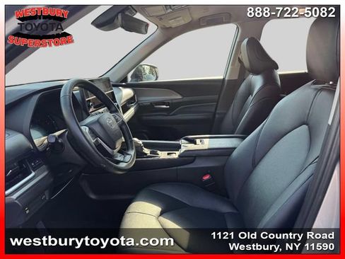 Certified 2026 Toyota Grand Highlander AWD image 20