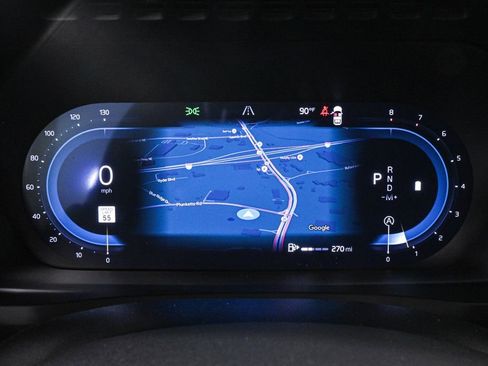 New 2025 Volvo XC90 B6 Core w/ Climate Package image 29