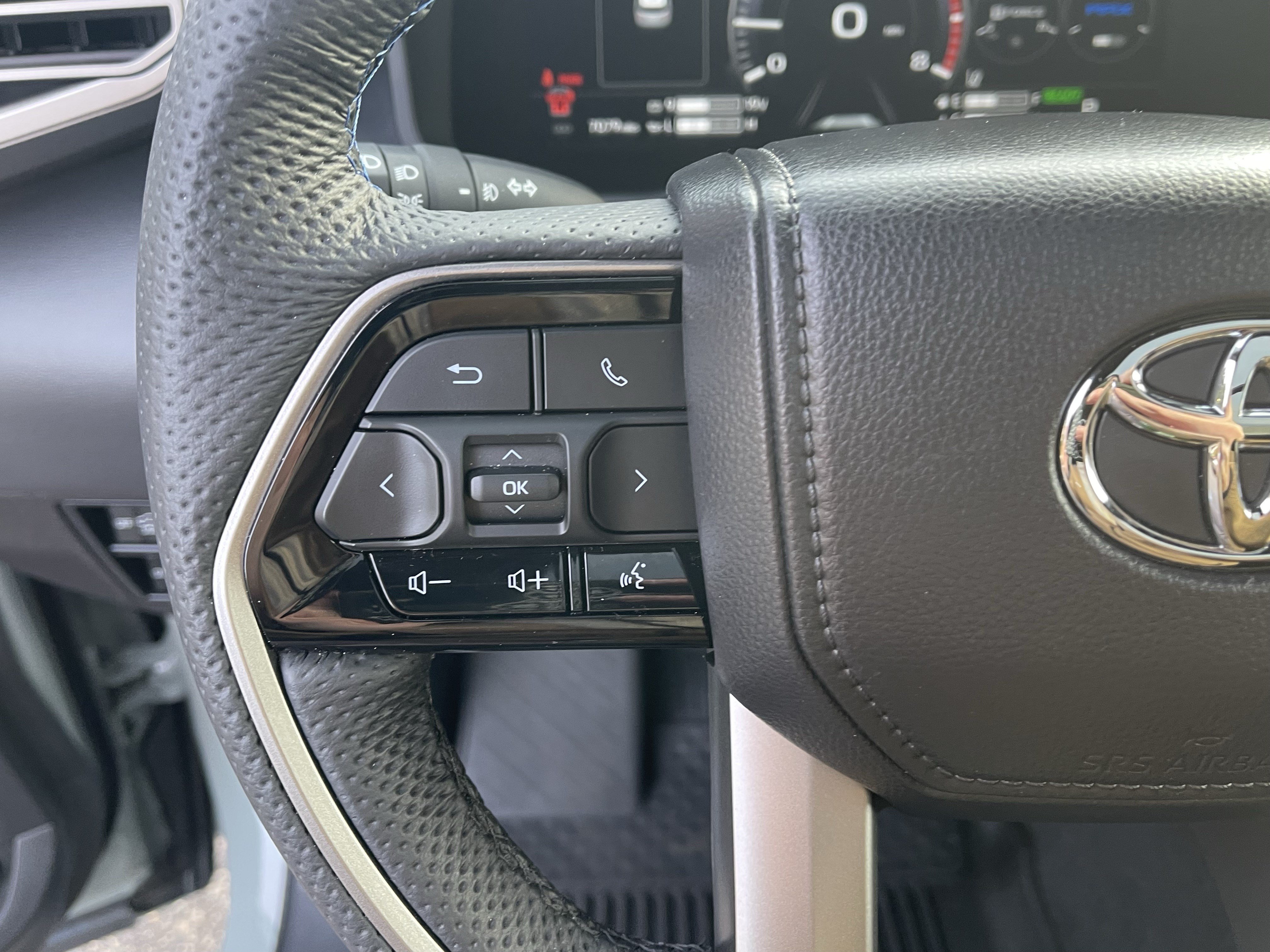 Certified 2026 Toyota Sequoia Platinum AWD/4WD image 25