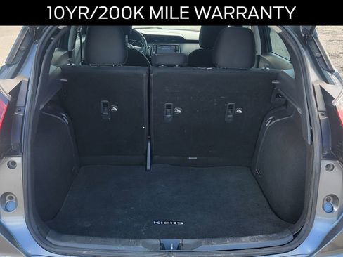 Used 2022 Nissan Kicks S FWD image 6