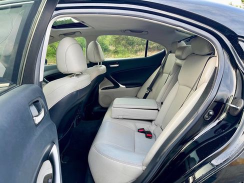 Used 2010 Lexus IS 250 AWD image 11
