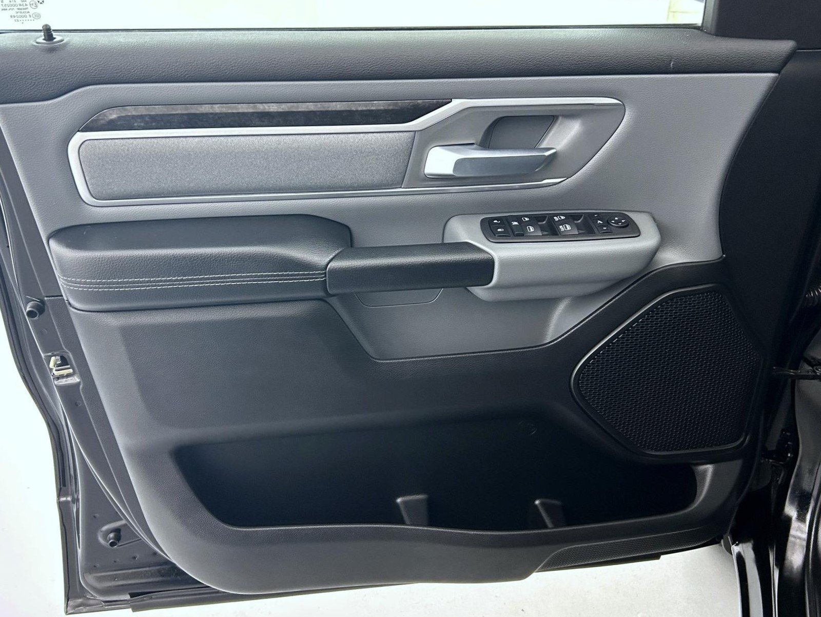 Certified 2023 RAM 1500 Big Horn AWD/4WD image 9