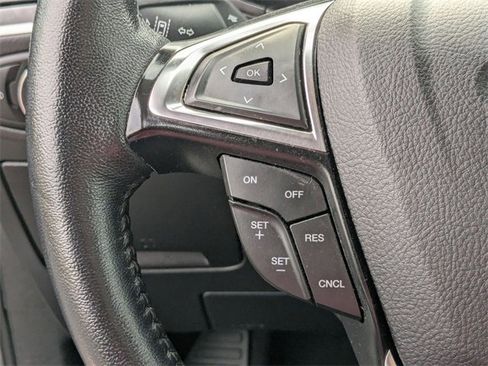 Used 2024 Ford Edge Titanium image 21