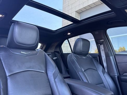 Used 2024 Cadillac XT4 Sport AWD/4WD image 19