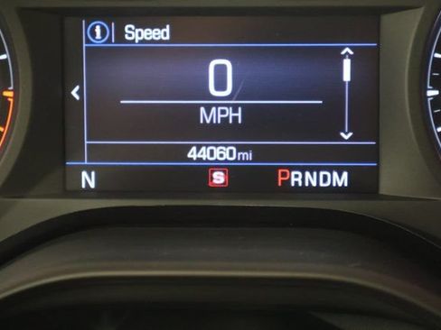 Used 2023 Chevrolet Camaro LT RWD image 14