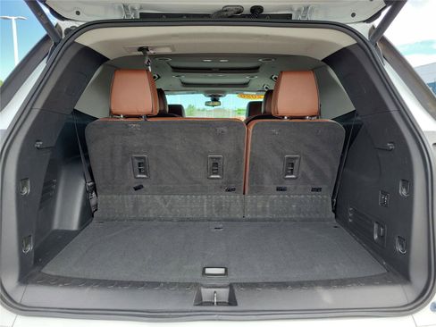 Used 2020 Chevrolet Traverse High Country w/ LPO, Floor Liner Package AWD/4WD image 9