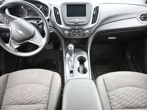Used 2020 Chevrolet Equinox LT image 14