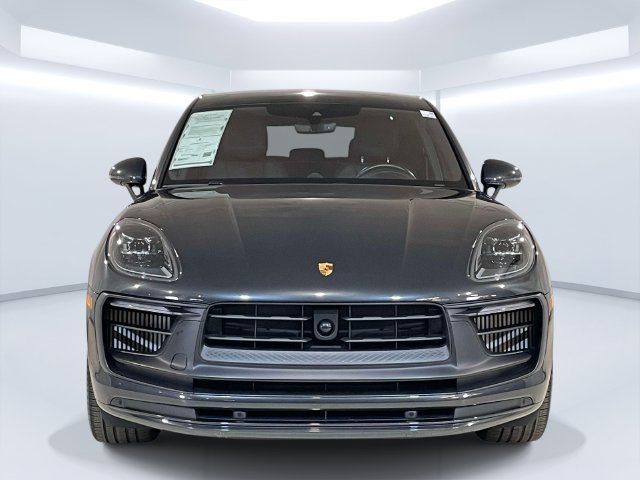 Certified 2023 Porsche Macan GTS AWD/4WD image 2