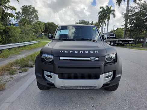 Certified 2024 Land Rover Defender 90 S AWD/4WD image 8