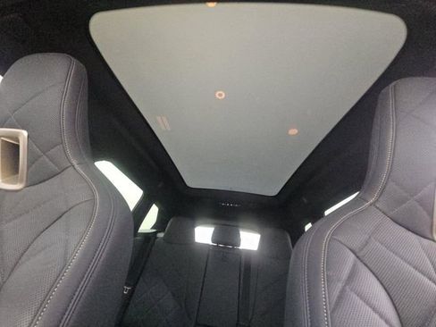 Used 2023 BMW iX xDrive50 w/ Premium Package image 11