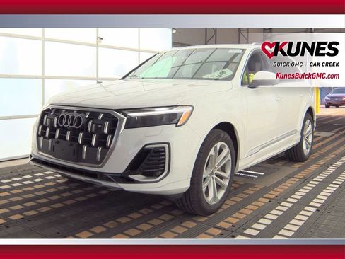 Used 2025 Audi Q7 3.0T Premium Plus image 25