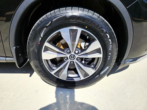 Used 2019 Nissan Murano S image 30